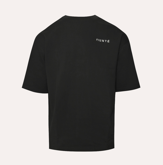 MUNYÉ Arabic Lantern Tee | Black